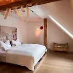 Kavaliershaus Schloss Bluecher Am Finckenersee 3*