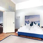 Kavaliershaus Schloss Bluecher Am Finckenersee 3*