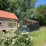 Kavaliershaus Schloss Bluecher Am Finckenersee فندق