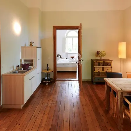 호텔 Kavaliershaus Schloss Bluecher Am Finckenersee