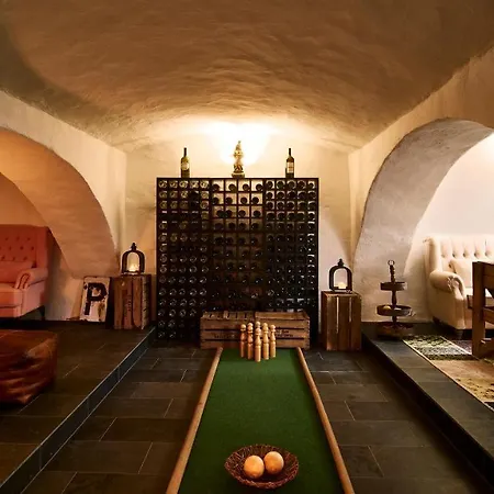 Kavaliershaus Schloss Bluecher Am Finckenersee 호텔 Fincken