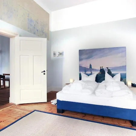 Kavaliershaus Schloss Bluecher Am Finckenersee 3*