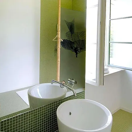 호텔 Kavaliershaus Schloss Bluecher Am Finckenersee 3*