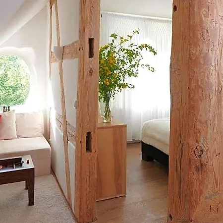 Kavaliershaus Schloss Bluecher Am Finckenersee 3* Fincken