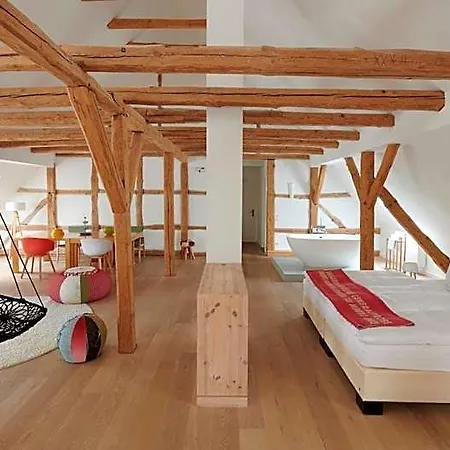 Kavaliershaus Schloss Bluecher Am Finckenersee 호텔 3*