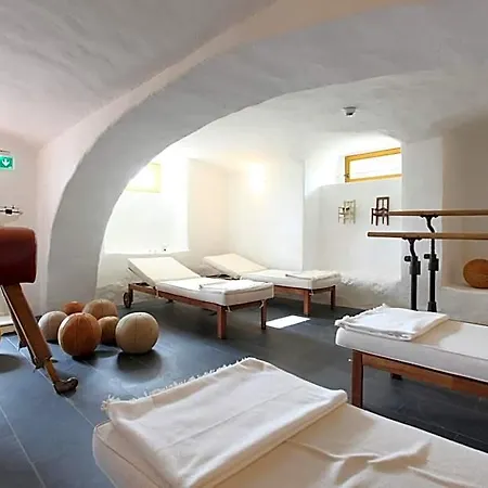 Kavaliershaus Schloss Bluecher Am Finckenersee 3* Fincken