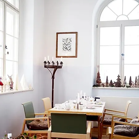 Kavaliershaus Schloss Bluecher Am Finckenersee