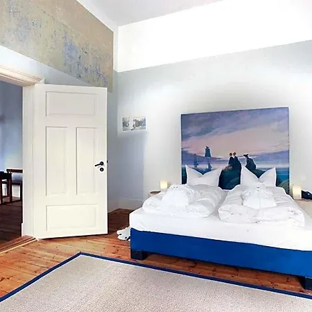 호텔 Kavaliershaus Schloss Bluecher Am Finckenersee 3*