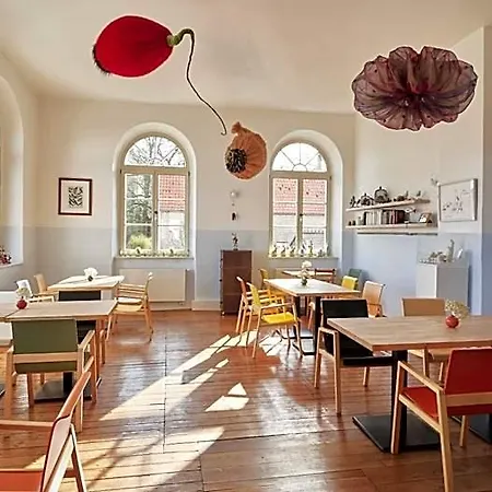 Hotel Kavaliershaus Schloss Bluecher Am Finckenersee 3*