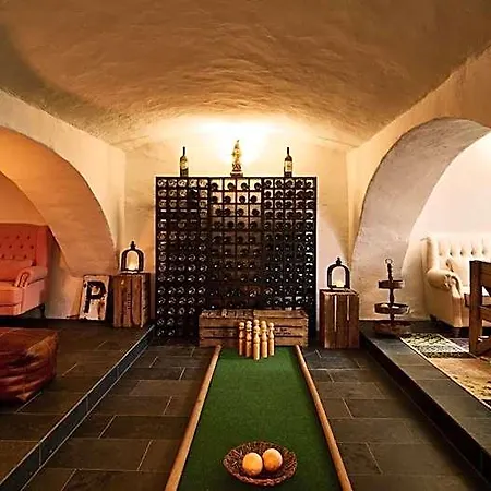 Kavaliershaus Schloss Bluecher Am Finckenersee 3* Fincken